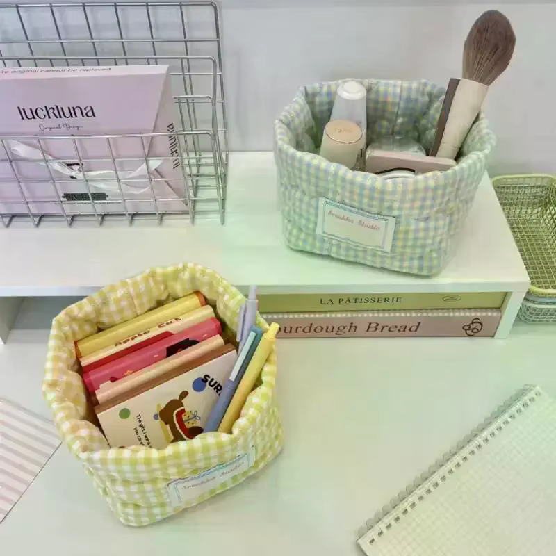 Panier de rangement en tissu à carreaux et rayures
