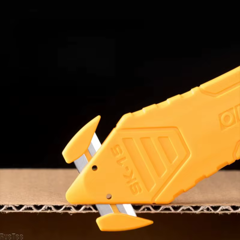 Cutter Express SK15 – Outil de Découpe Domestique Anti-Blessure pour l'Ouverture de Colis et les Tâches Quotidiennes