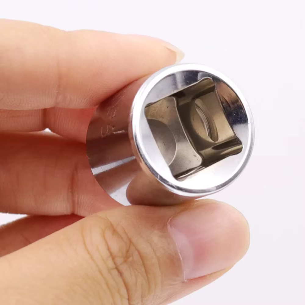 Adaptateur de douille de clé à cliquet