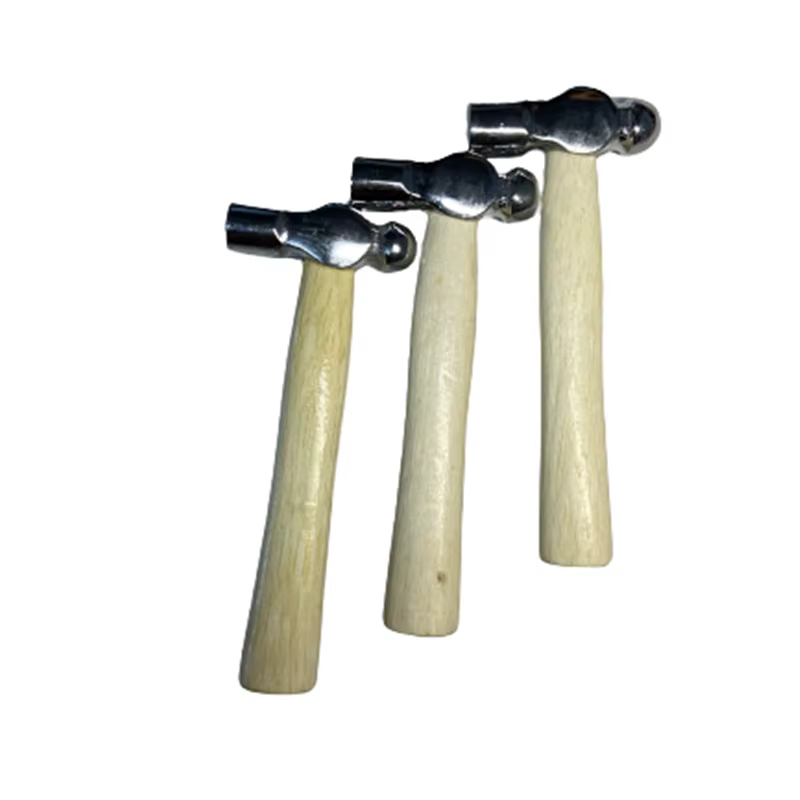Mini marteau à tête ronde pour casser les noix