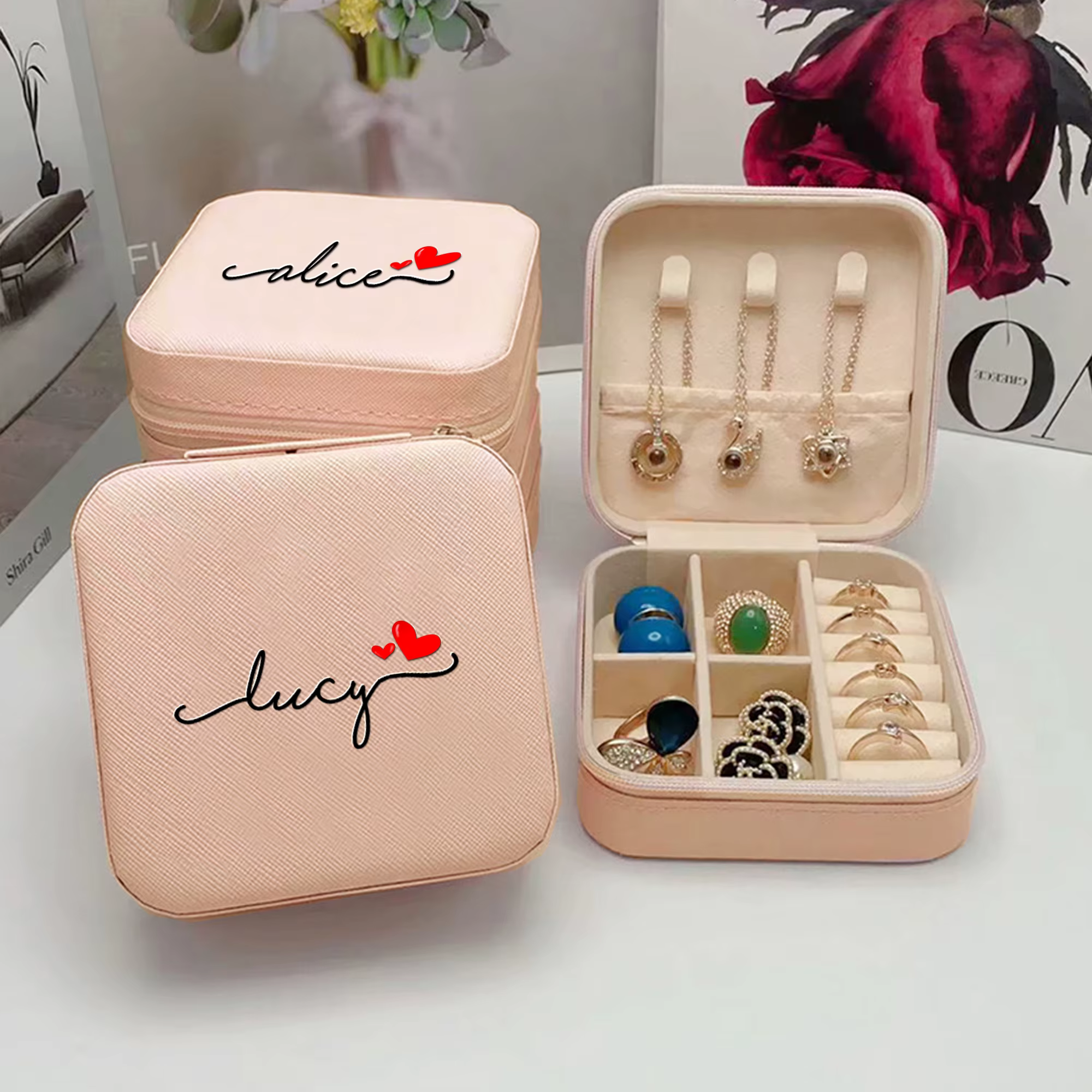 Personnalisé personnalisé bricolage nom Mini carré boîte à bijoux Portable Faux cuir bijoux voyage stockage paquet boîte maman boîte-cadeau