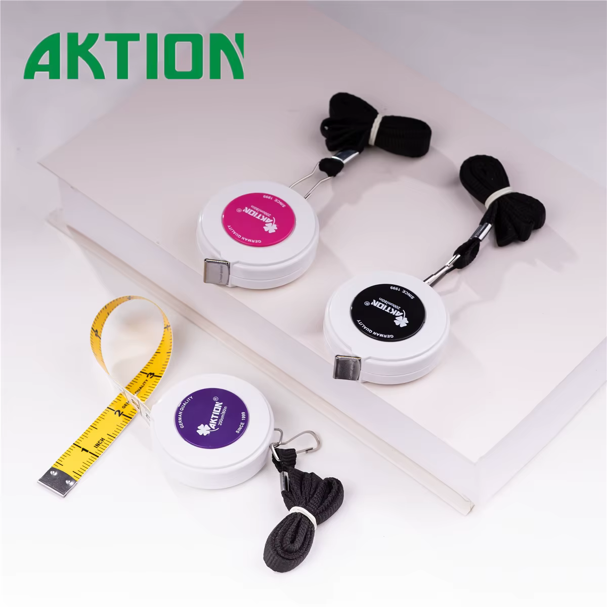 AKTION – ruban à mesurer rétractable à double échelle