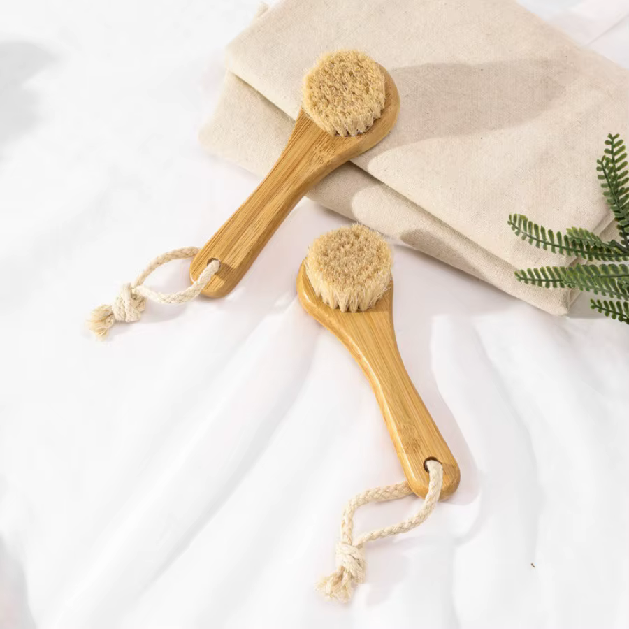 Brosse nettoyante pour le visage