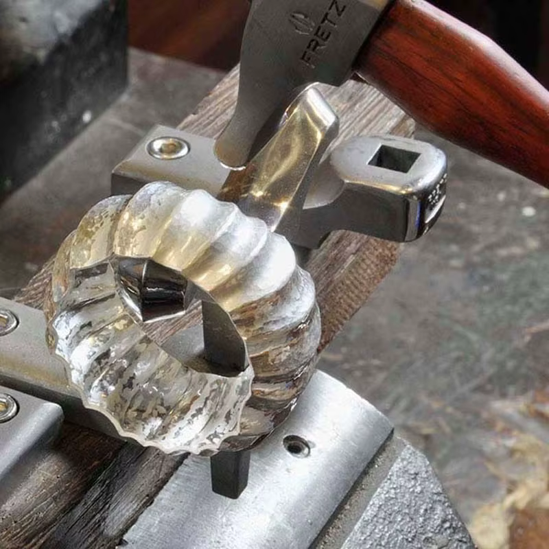 Marteau à profiler étroit et arrondi Fretz HMR-8 pour bijoutier