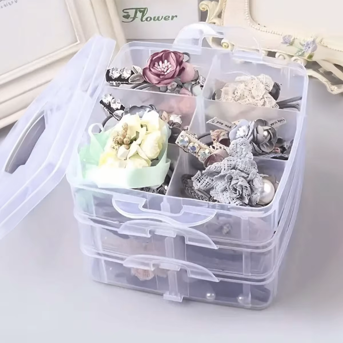 Boîte de rangement en plastique transparente à 3 niveaux et 18 grilles