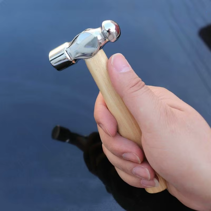 Mini marteau à tête ronde pour casser les noix