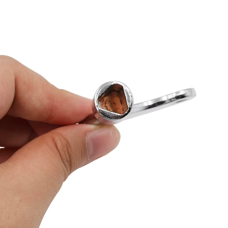 Clé triangulaire professionnelle pour plombier