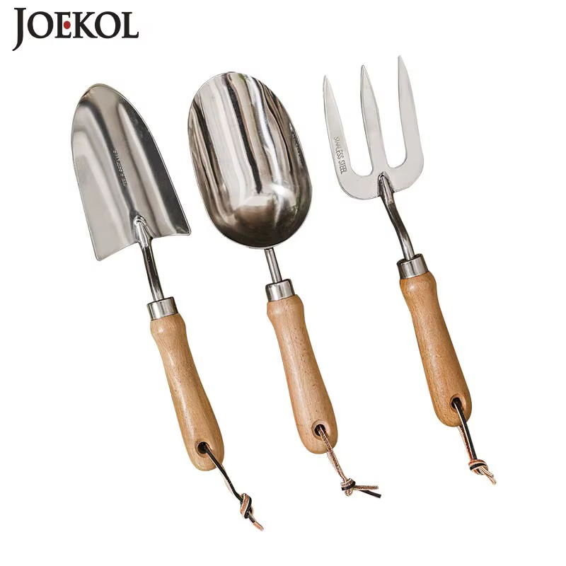 Ensemble d'outils de jardin