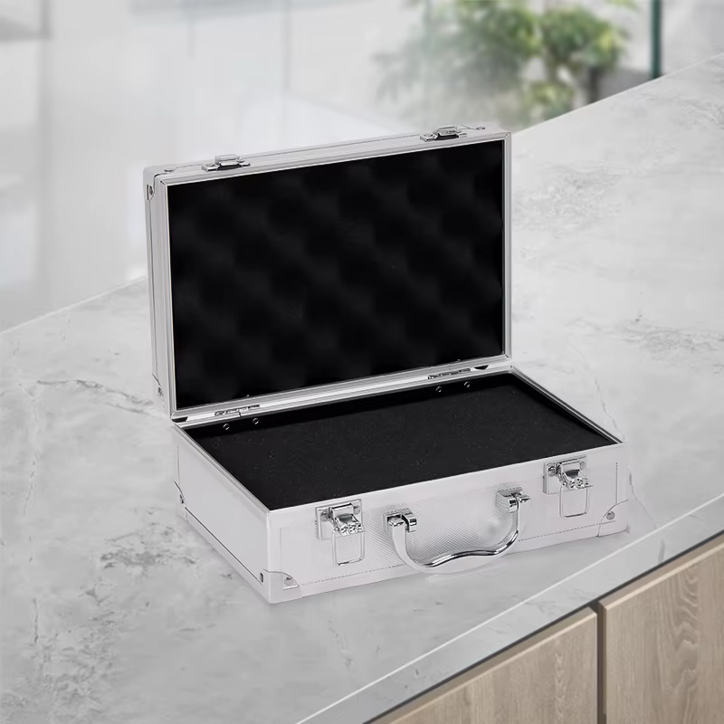 Boîte à outils en aluminium-stockage portable et polyvalent pour outils