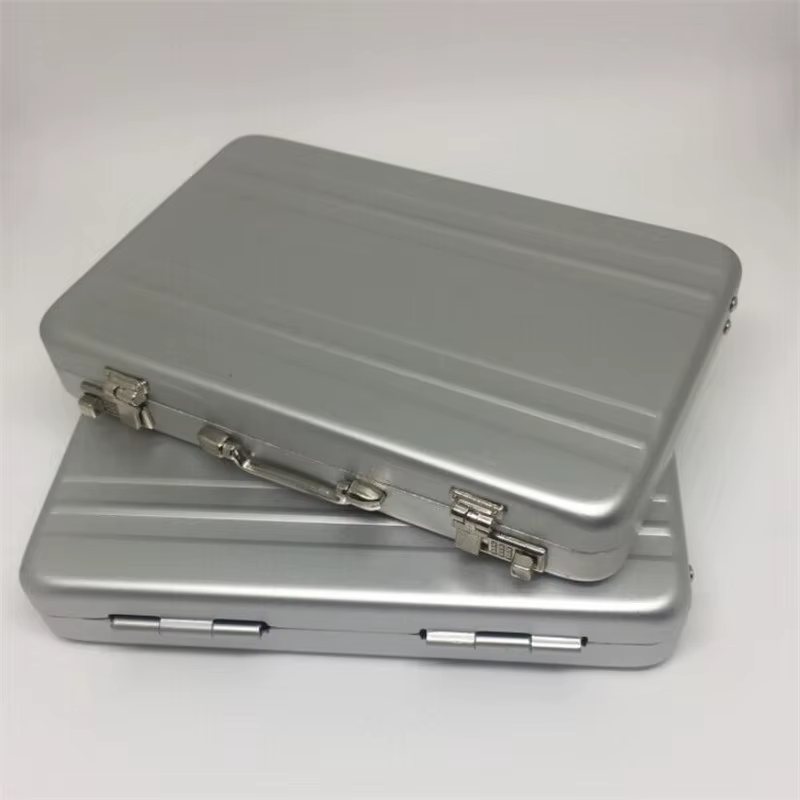 Boîte de rangement en aluminium