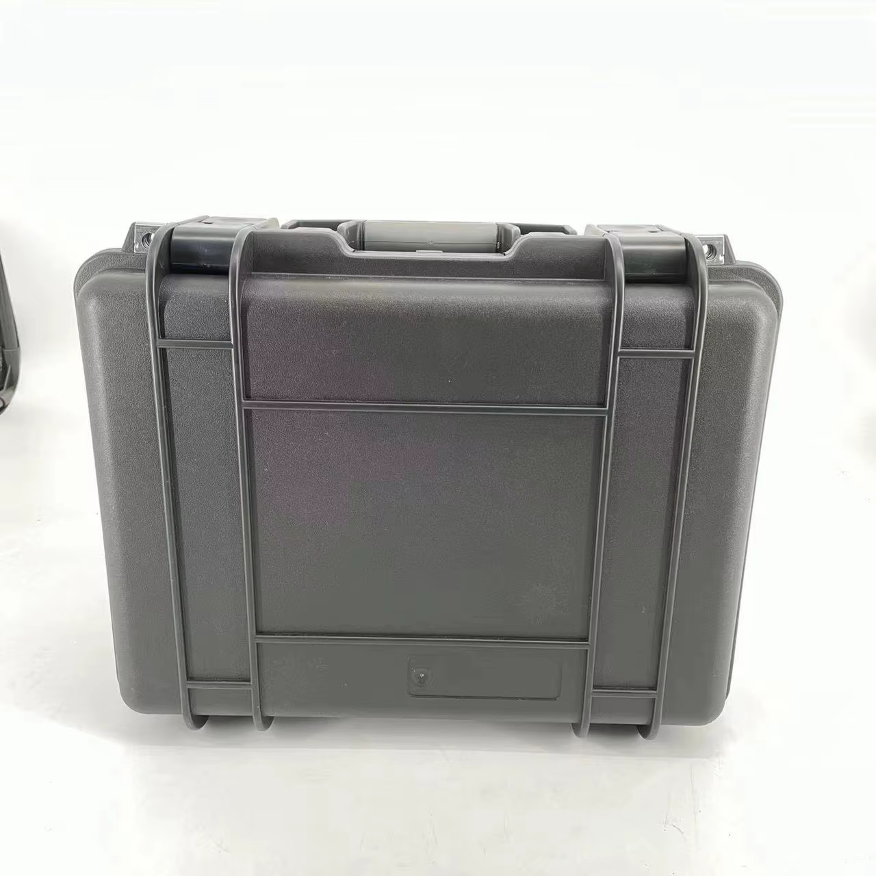 Boîte à outils, étanche IP67 et résistante aux chocs