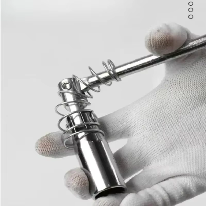 Clé universelle de retrait de bougie d'allumage