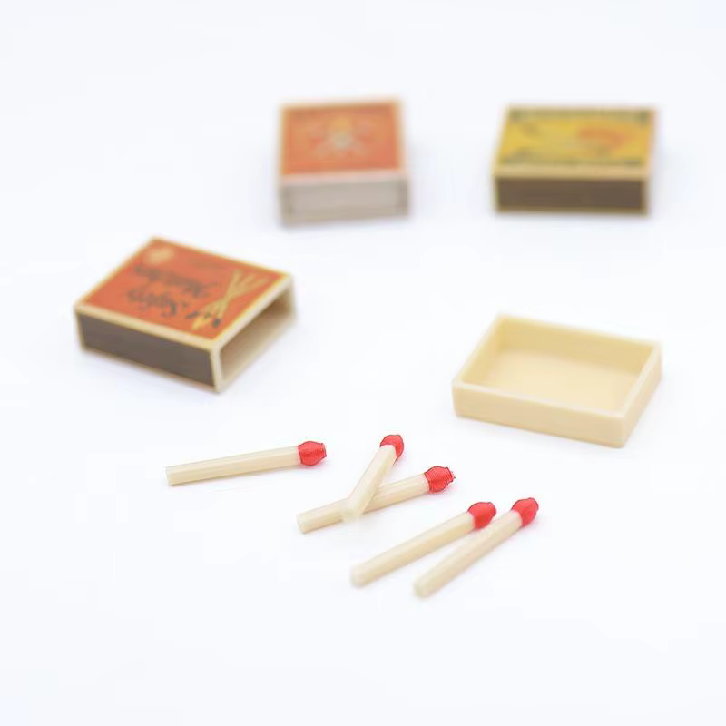 Modèle de boîte d'allumettes vintage miniature pour maison de poupée