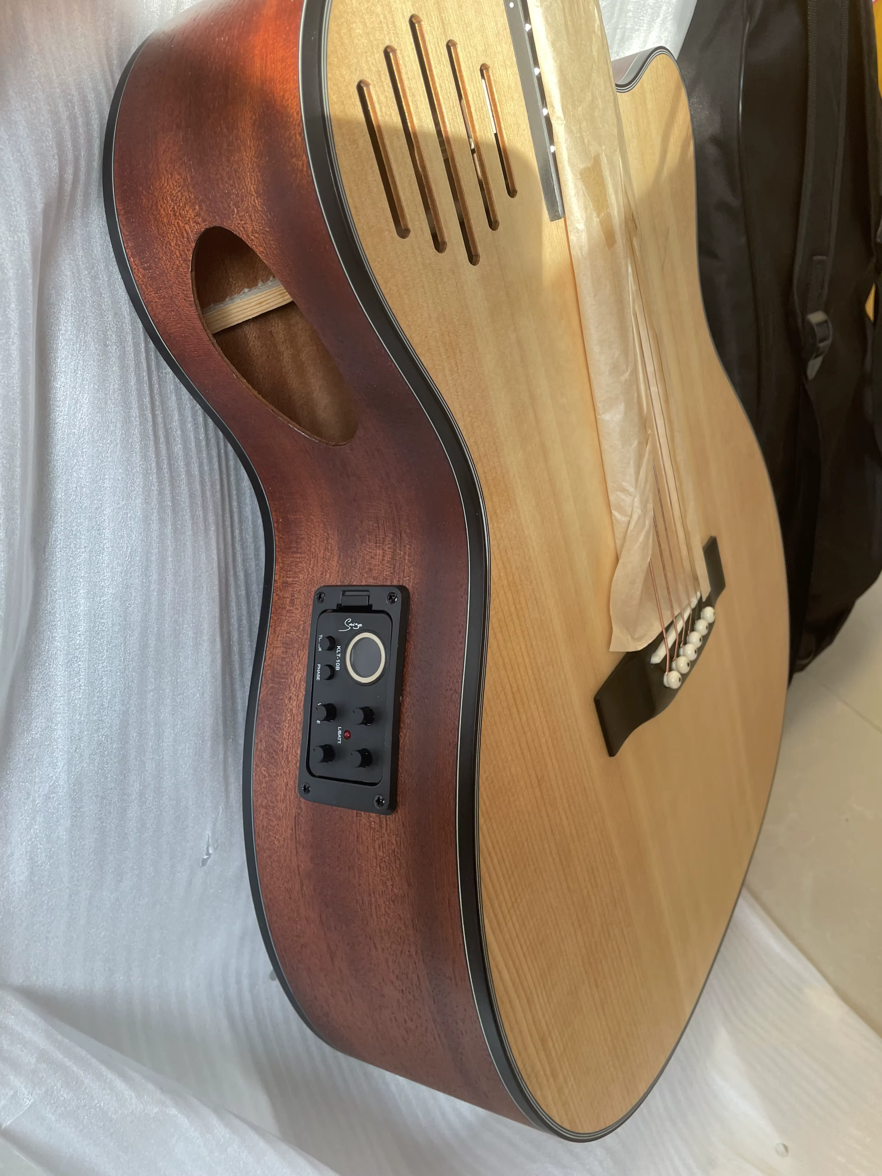 Guitare acoustique électrique avec égaliseur, personnalisée, 6 cordes, entièrement faite à la main, conception en coupe, Folk, haute qualité, 40 pouces