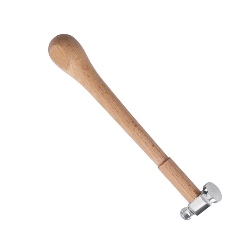 Marteau à bille avec manche en bois