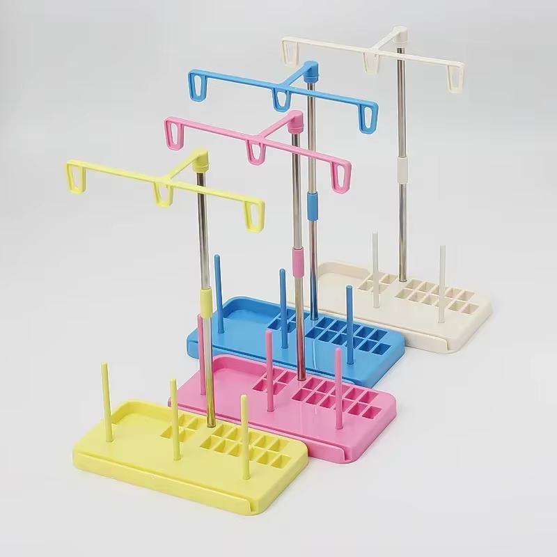 Support de fil à coudre à 3 bobines