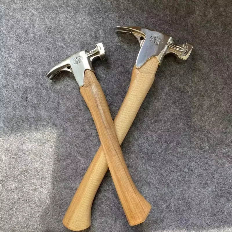 Marteau à griffes intégré en fer domestique