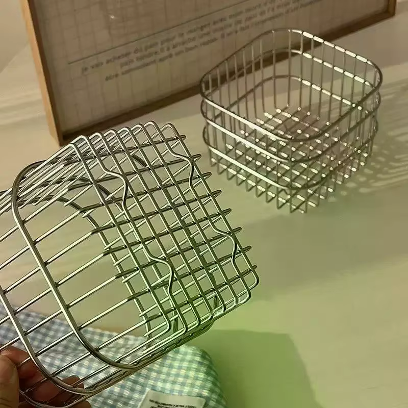 Panier de rangement de bureau en métal