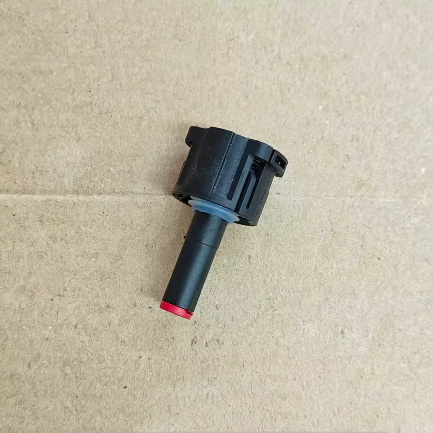 Connecteur de bouchon d'amortisseur de voiture avec fil