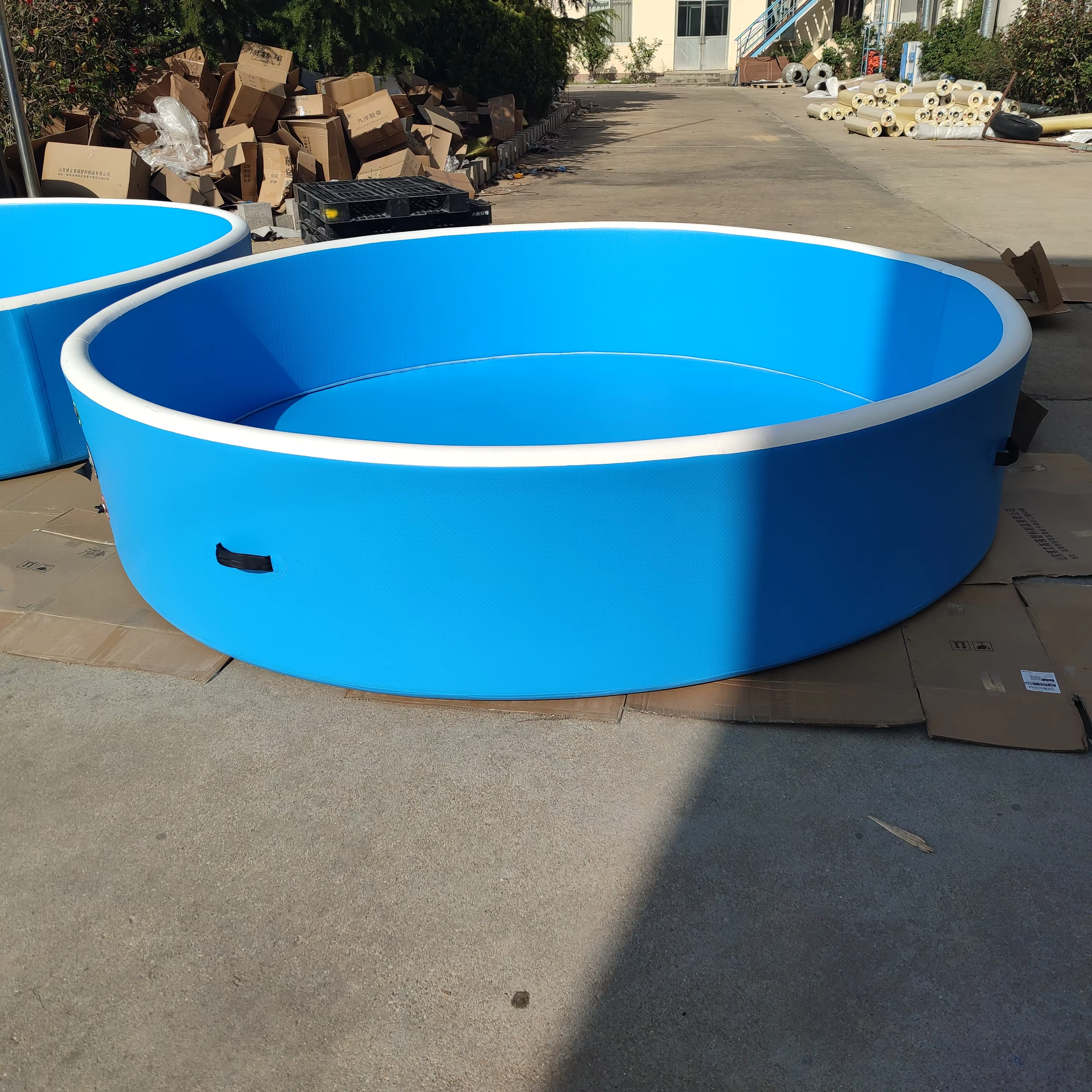 Piscine pour enfants personnalisable, portable, en PVC, avec double paroi en tissu Drop Stitch, pour plusieurs personnes