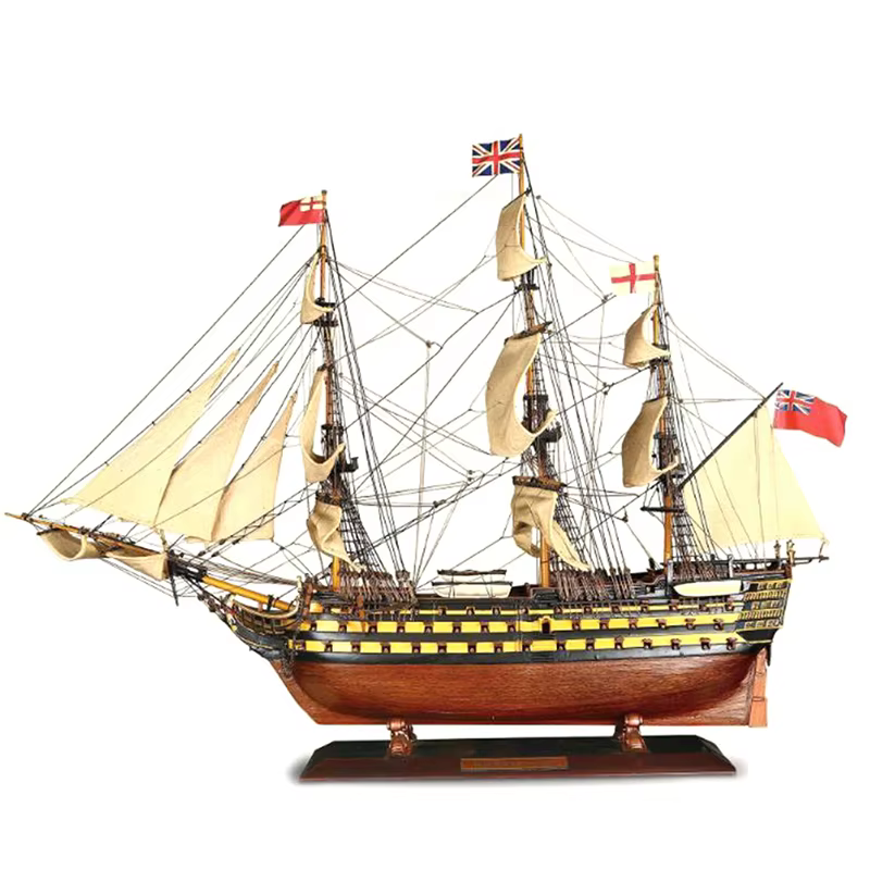 Modèle de bateau à voile en bois pour enfants