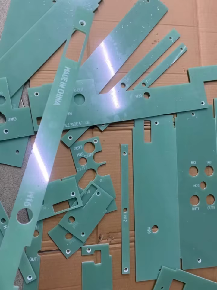 Feuille de plastique sur mesure, feuille de fibre de verre 3240 FR4, plaque époxy, feuille de bakélite phénolique, feuille de PP PVC