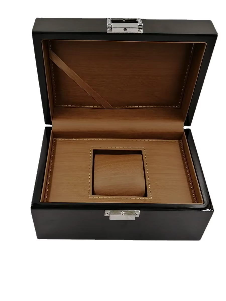 Boîte de montre laquée en bois massif de qualité supérieure