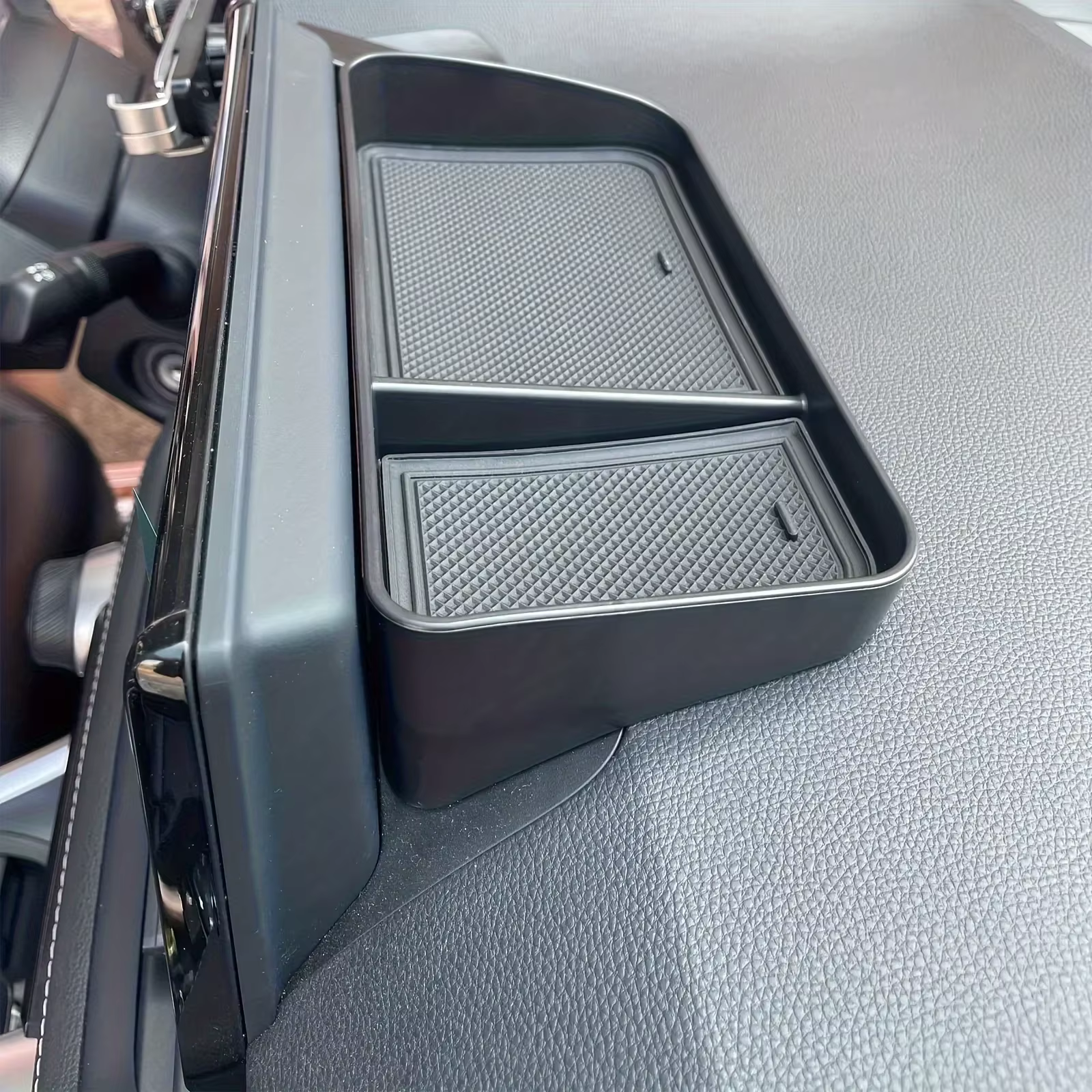 Boîte de rangement pour tableau de bord avant de voiture