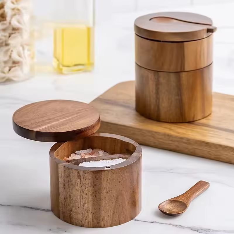 Pot d'assaisonnement en bois