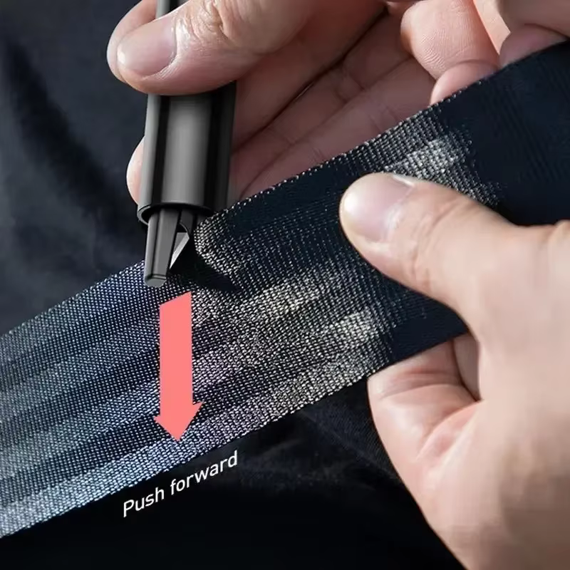 Marteau de sécurité multifonctionnel pour voiture