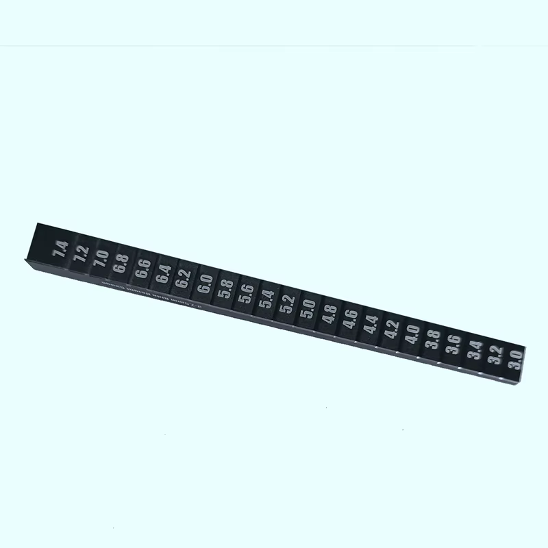 Outils de mesure en métal