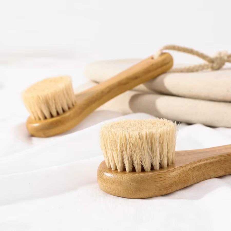 Brosse nettoyante pour le visage