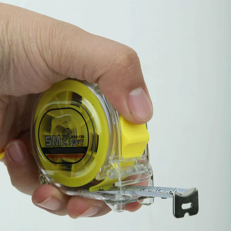 Mètre à ruban rétractable en acier
