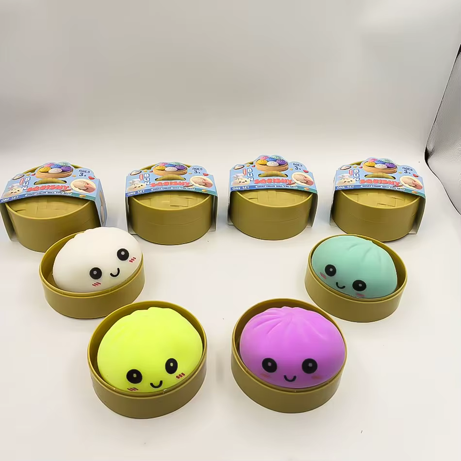 Boîte mystère : Jouet anti-stress coloré en forme de dumpling simulé
