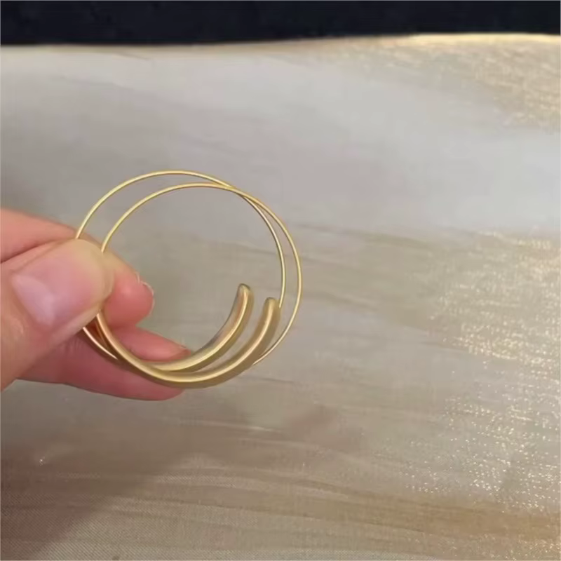 ANENJERY grand cercle boucles d'oreilles pour femmes rétro à la mode haut de gamme mat couleur or tempérament