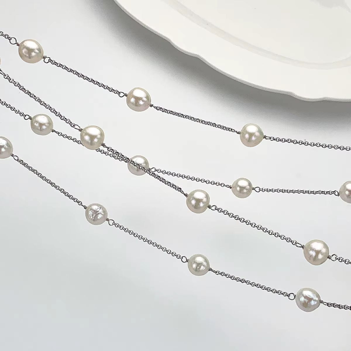 Collier de perles d'eau douce naturelles