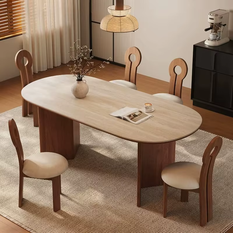 Table et chaises de salle à manger modernes et simples pour petit appartement