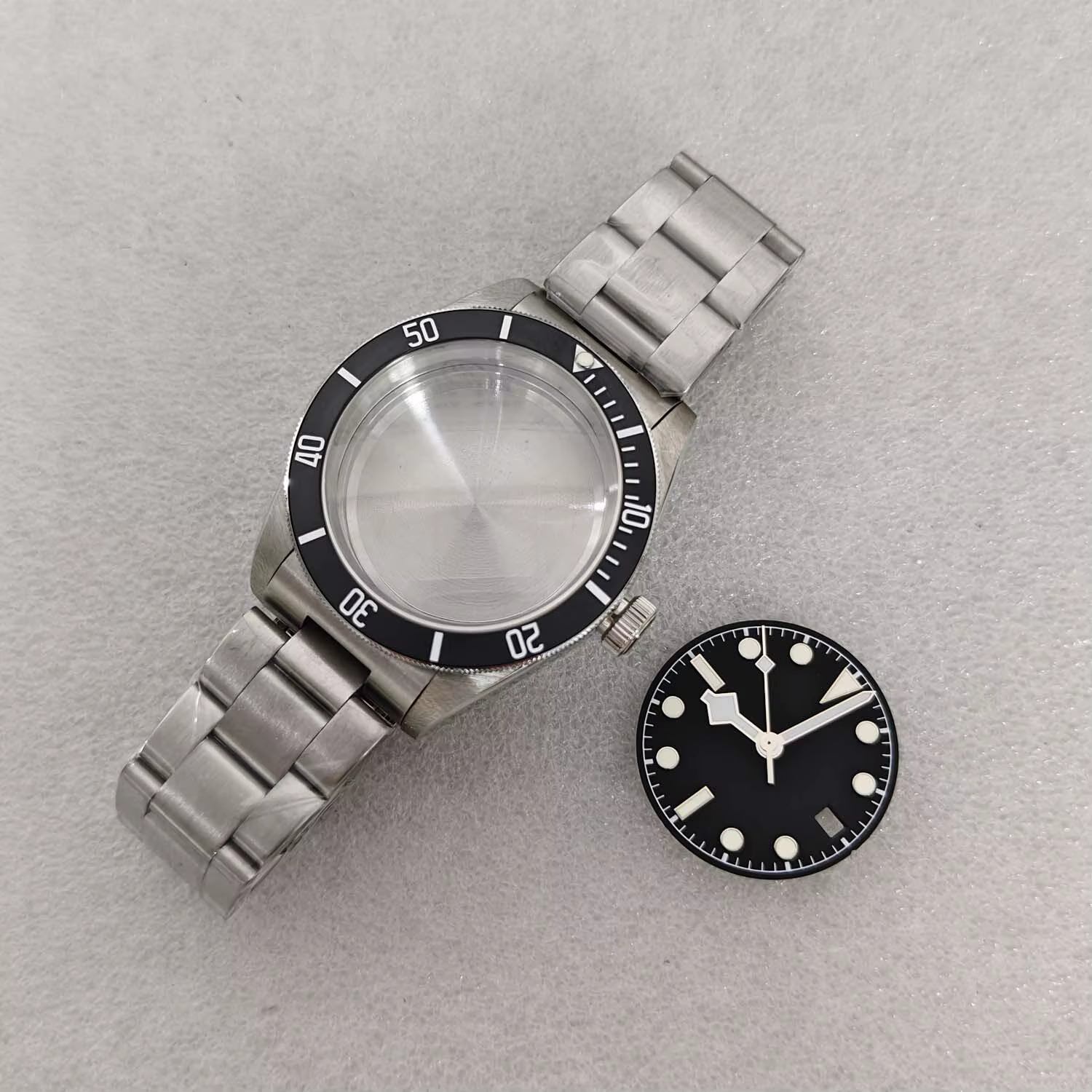 Boîtier de montre NH35 sans logo