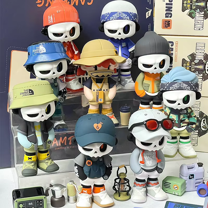 Mr. Bone Camping série boîte aveugle Cool Boy figurine