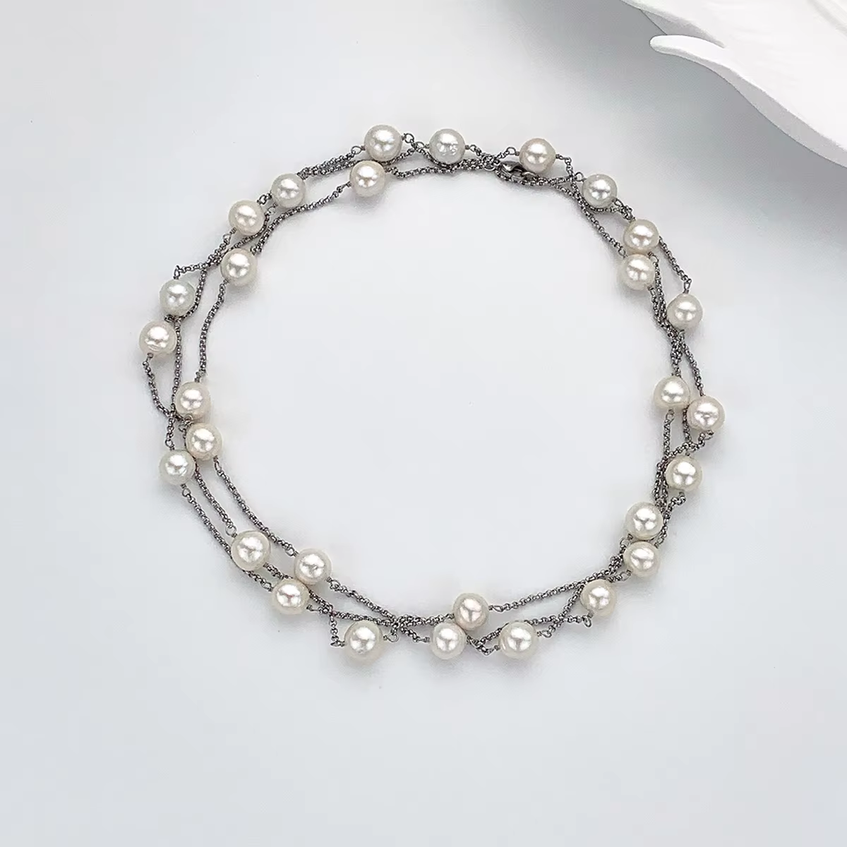 Collier de perles d'eau douce naturelles