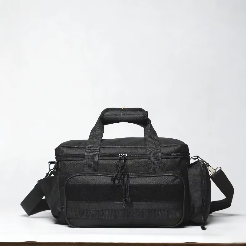 Outils comprenant un sac de rangement avec bandoulière