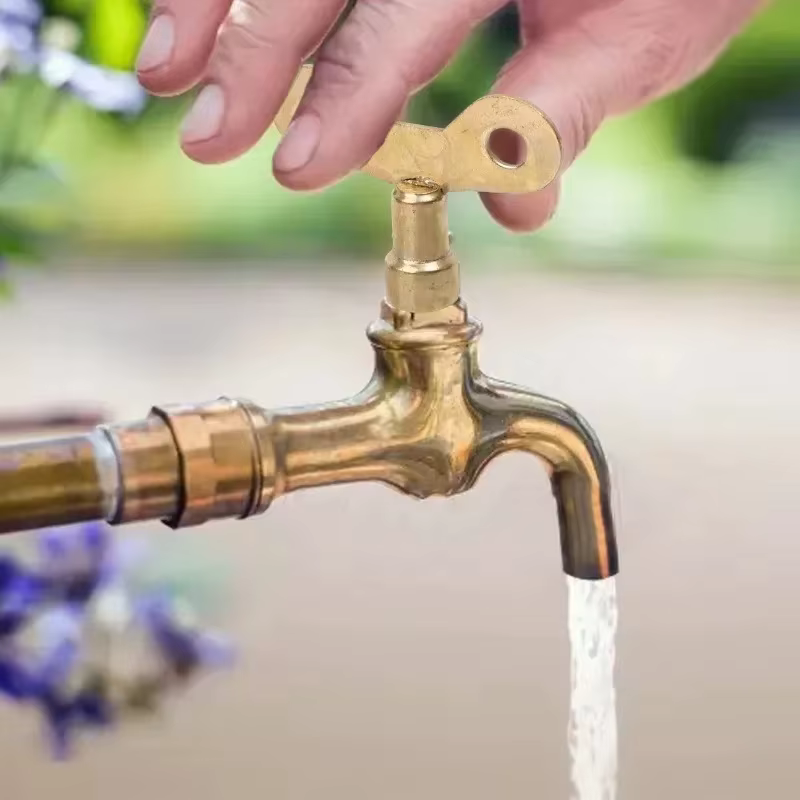 Clé de robinet pour bobine de douille carrée à 4 Points