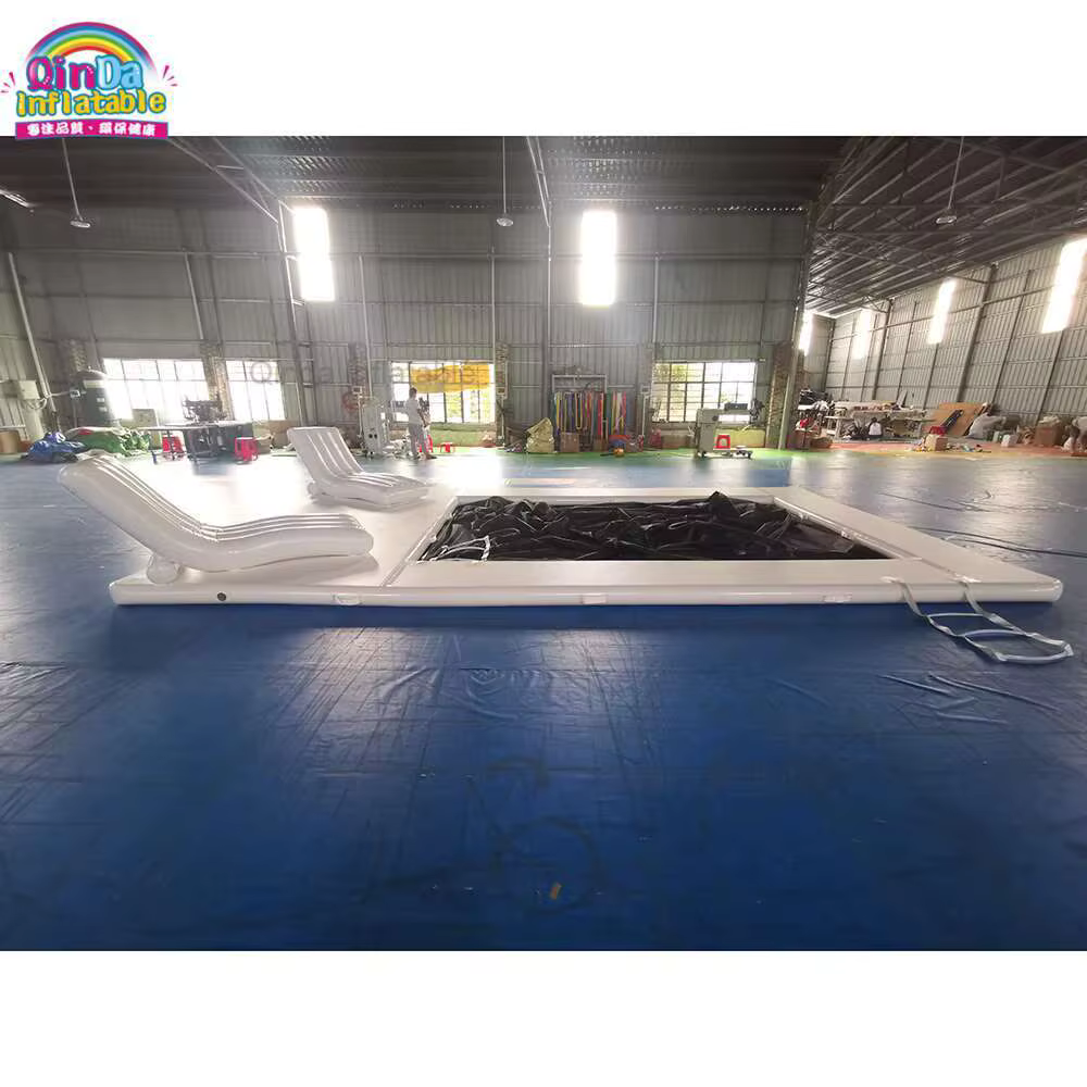 Piscine gonflable personnalisée avec chaise, en forme de yacht