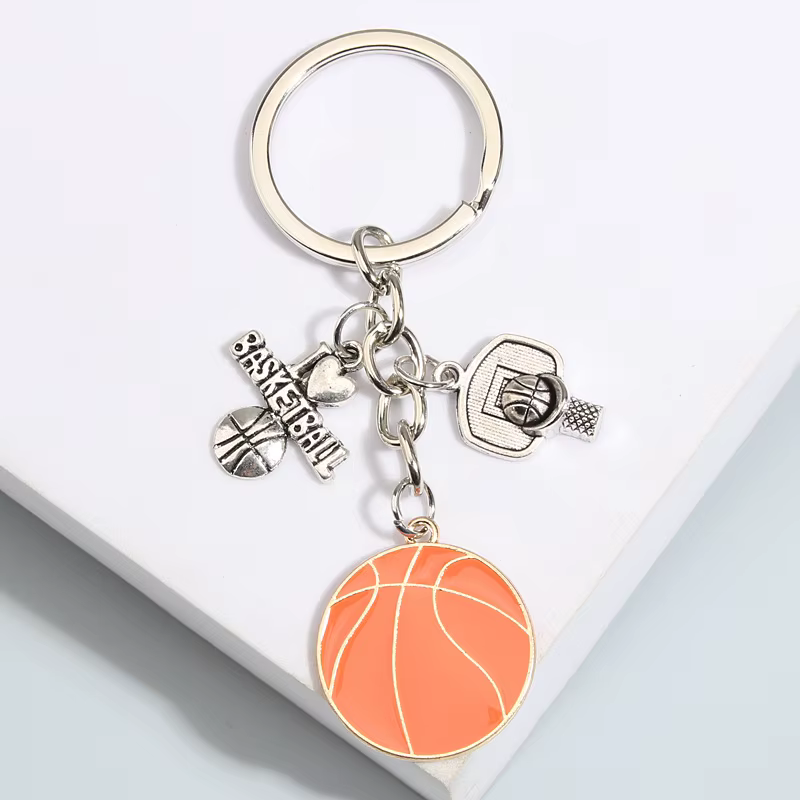 Porte-clés de sport en métal et émail