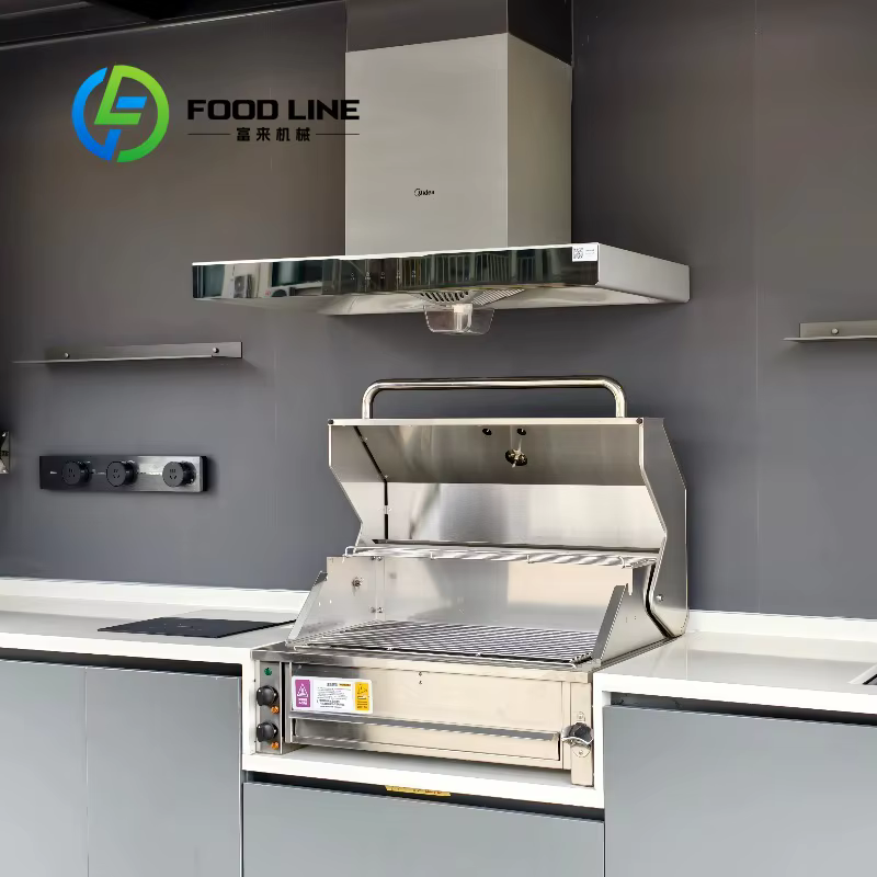 Ensemble de cuisine barbecue modulaire extérieur sur mesure avec réfrigérateur pleine taille et portes de rangement