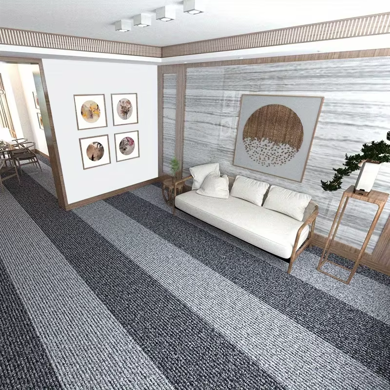 Tapis auto-adhésif pour cuisine