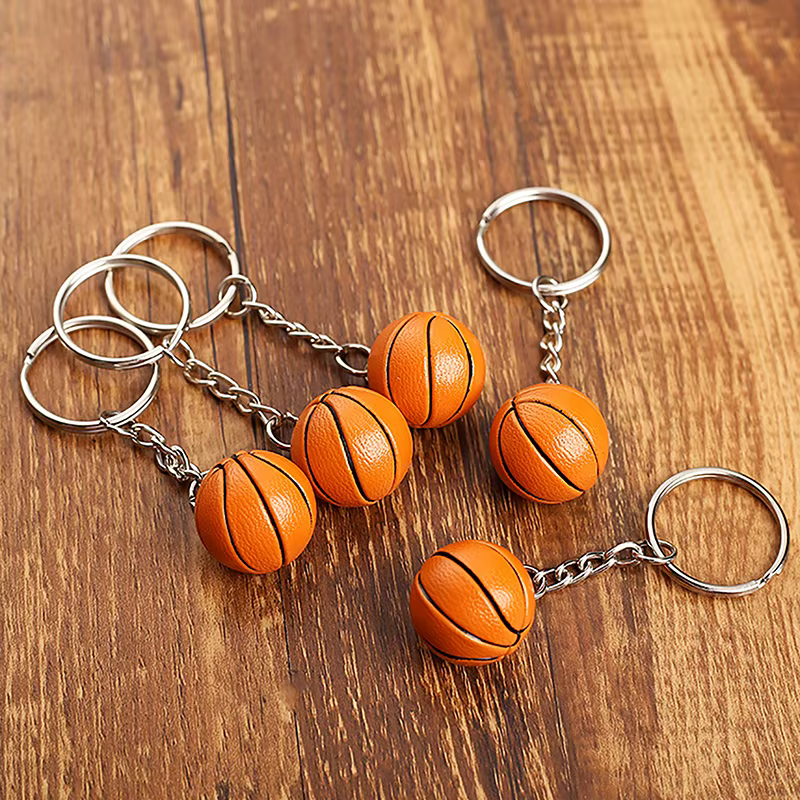Porte-clés de basket-ball et de football