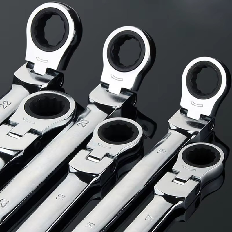 Clé à cliquet à tête mobile de 6 à 24mm