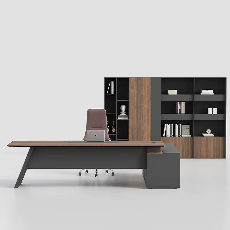 Bureau de direction vintage en bois