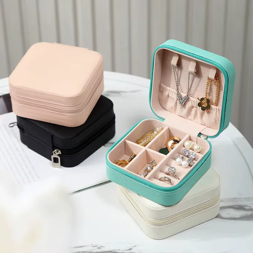Mini boîte de rangement de bijoux